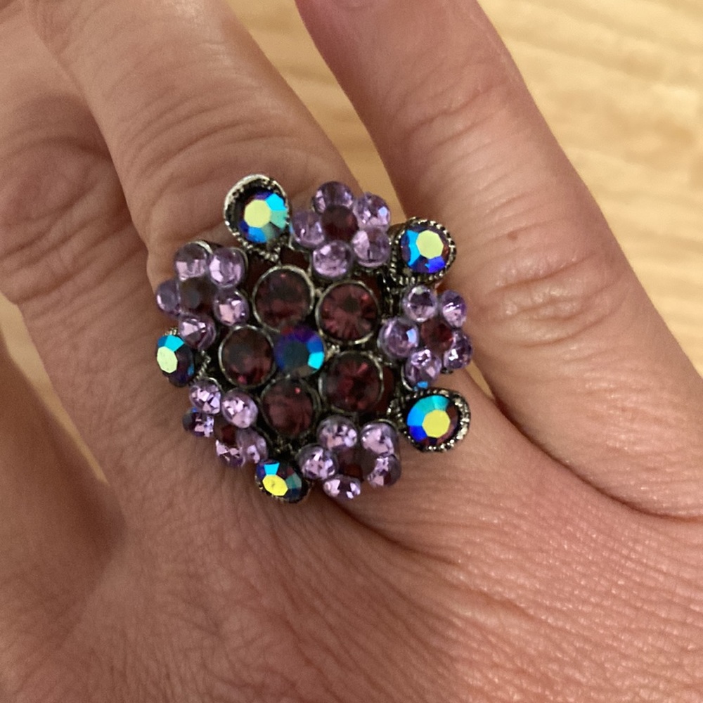 Ring - Picture 2 of 4